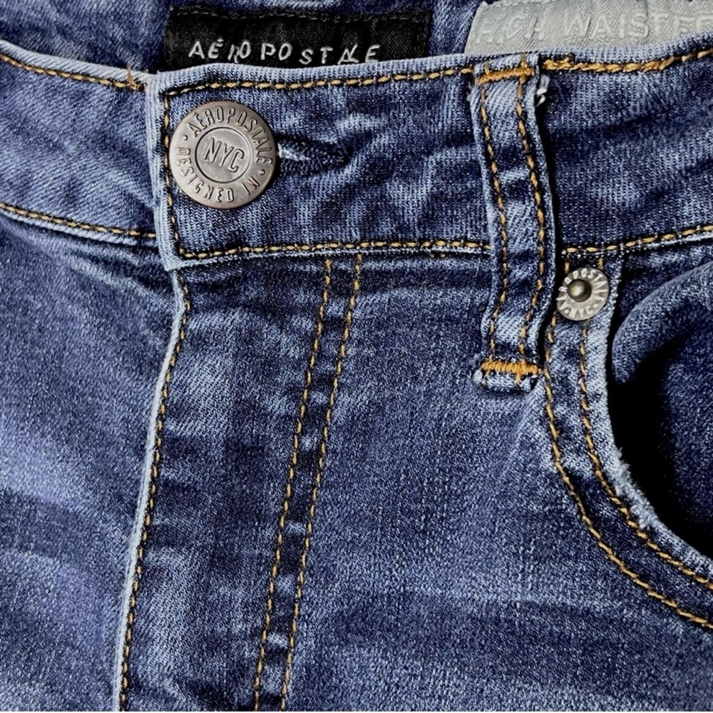 Aeropostale High Rise Distressed Raw Cuff Hem Denim Shorts Women’s 8 - Picture 4 of 7